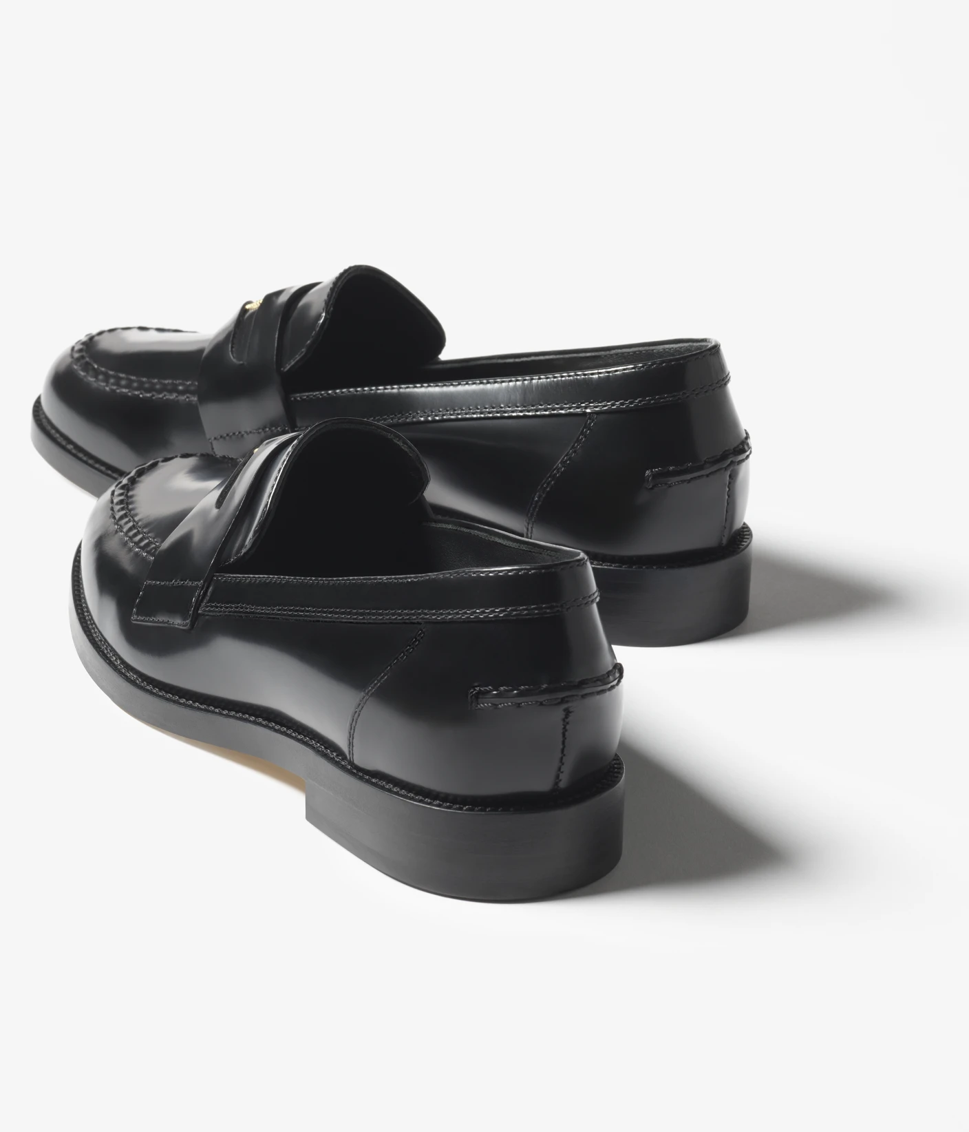 Chanel Fall-Winter 2025/26 Pre-Collection Moccasins - Image 3